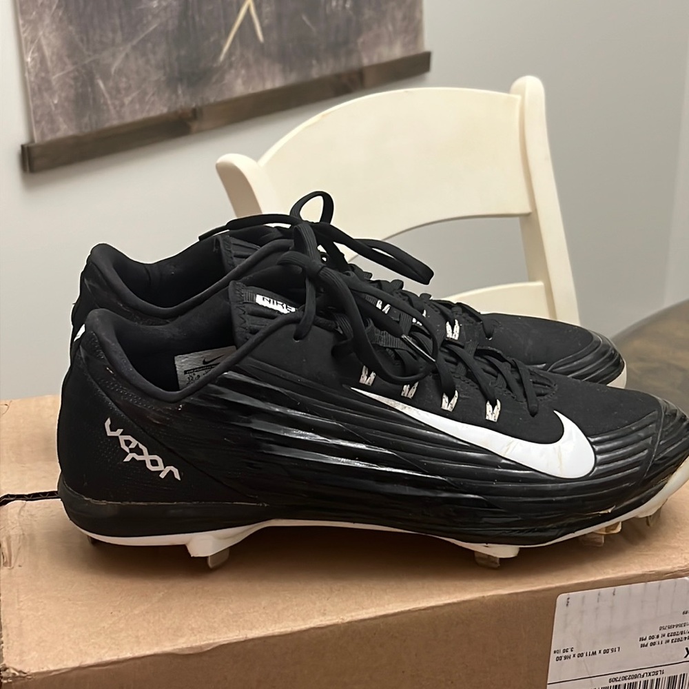 Cleats    *3/$15*